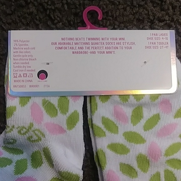 Willow & Ruby Sock Set 1 Adult 1 Child - Picture 5 of 5